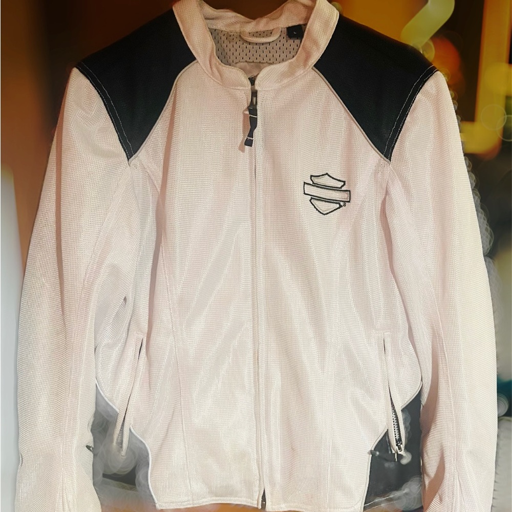 Authentic Like new Women’s Large B&W mesh riding jacket.